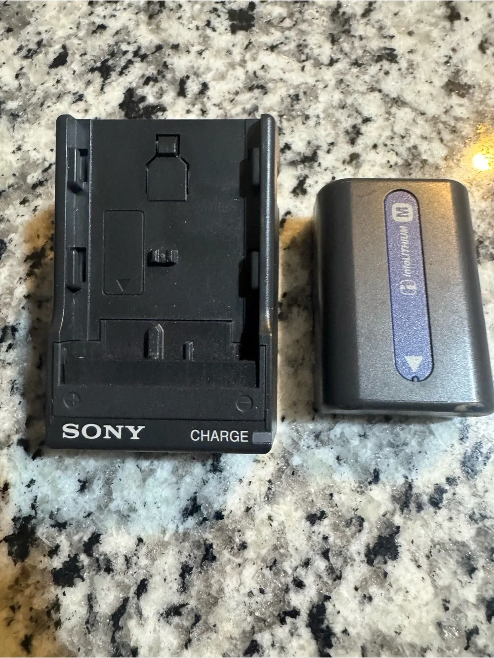 Sony Handycam DCR-TRV350 Digital8 Hi8 8mm Camcorder VCR Player~ tested